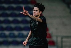 Momen Manis Kevin Diks Beri Jersey ke Penggemar yang Bawa Bendera Merah Putih di Liga Denmark