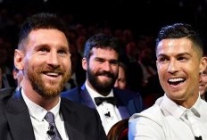 Dunia Terguncang Jika Cristiano Ronaldo Undang Lionel Messi ke Podcast Miliknya