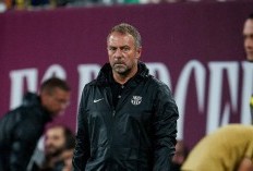 Viral Ekspresi Hansi Flick yang Tetap Datar Meski Barcelona Menang Lawan Real Madrid