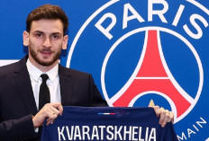 Khvicha Kvaratskhelia Resmi Gabung PSG dengan Biaya Fantastis, Lanjutkan Warisan Nomor Mbappe