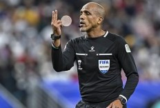 Pengamat Sebut Reaksi Fans Timnas Indonesia Lebay soal Wasit Ahmed Al Kaf