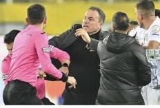 Heboh! Eks Presiden Klub Turki Dihukum Penjara karena Pukul Wasit