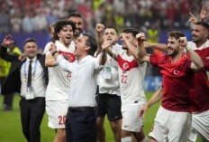 AS Roma Juga Pertimbangkan Vincenzo Montella Sebagai Kandidat Pelatih Anyar