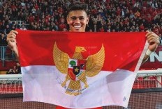 Mees Hilgers Kibarkan Bendera Merah Putih di Laga Twente vs Heerenveen, Siap Bela Timnas Indonesia!