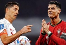 Adu Ganas Robert Lewandowski vs Cristiano Ronaldo di Laga Polandia vs Portugal