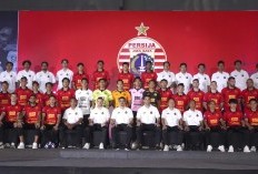 Menyala! Persija Jakarta Kenalkan 29 Pemain Musim 2024/25 dan Jersey Anyar, Rizky Ridho Jadi Kapten