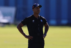 Patrick Kluivert Calon Pelatih Baru Timnas Indonesia yang Gemar Pakai Formasi 4-2-3-1, Total Football?