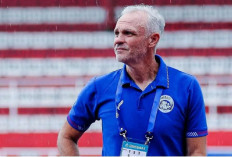  Arema FC Resmi Pecat Pelatih Joel Cornelli Imbas Rentetan Hasil Buruk di Liga 1