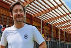 Tomas Rosicky Berkembang di Balik Layar, Pas untuk Posisi Dirtek Arsenal