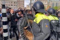 Brutal! Suporter Israel Rusuh hingga Bakar Bendera Palestina di Amsterdam