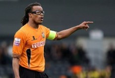 Mengenal Edgar Davids, Pemain Berkacamata Nyentrik yang Jadi Legenda Ajax