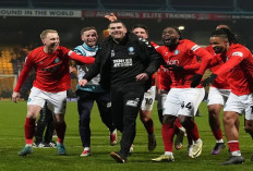 Tempat Menonton Wycombe vs Barnsley di Liga Satu Inggris 2024/25