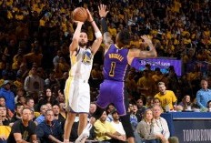 Lakers Bidik Klay Thompson, D'Angello Russell Jadi Korban