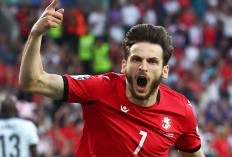 Impresif di Euro 2024, Napoli Naikkan Gaji Kvaratskhelia Tiga Kali Lipat Agar Tidak ke PSG