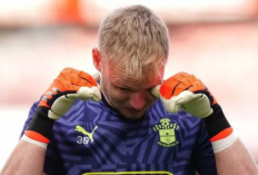 Tangisan Aaron Ramsdale Pecah di Depan Fans Arsenal
