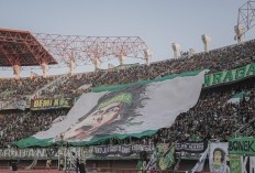 Jadwal Persebaya Surabaya vs Persija Jakarta di Liga 1 2024/25 - Bantuan Bonek