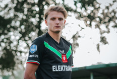 Top Skor Liga Belanda Pekan 17 2024/25 - Rekan Mees Hilgers Tak Terkejar