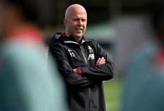 Arne Slot Minta Liverpool Isi 'Ruang Kosong' Ini di Bursa Transfer Januari 2025