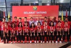 Bawa Pulang Trofi Juara Piala Suhandinata, Tim Bulutangkis Junior Indonesia Disambut Meriah
