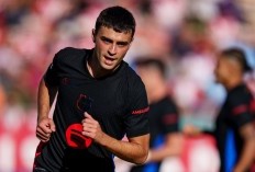 Barcelona Dibantai Osasuna, Pedri Salahkan Wasit?