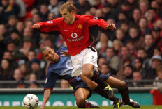 Sejarah Bola Hari Ini, Pemantik Tekad Juara Manchester United Salip Arsenal 22 Tahun Silam