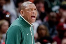 Pelatih Milwaukee Bucks, Doc Rivers Kecam LA Lakers Karena Pecat Darvin Ham