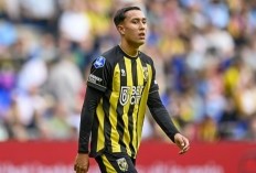 Pemain Keturunan Indonesia Disebut Bakal Satu Tim dengan Mees Hilgers di FC Twente