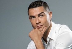 Lagi Liburan, Cristiano Ronaldo Unggah Foto ‘Hot’ di Ruang Sauna