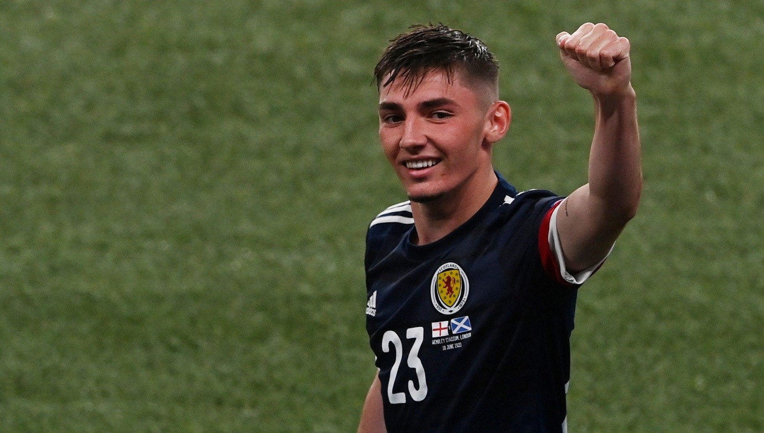Brighton Tolak Tawaran Napoli untuk Gelandang Billy Gilmour