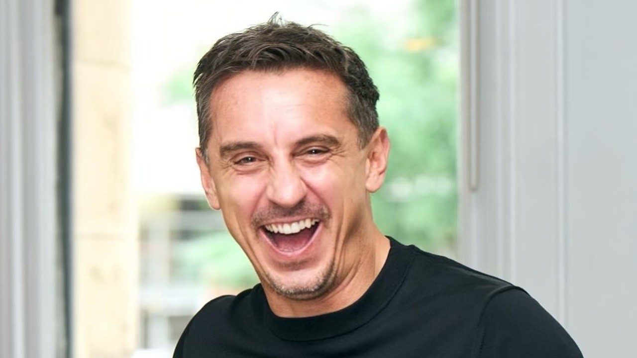 Gary Neville Anggap Aturan Pergantian Pemain pada Sepak Bola Lebih Membosankan