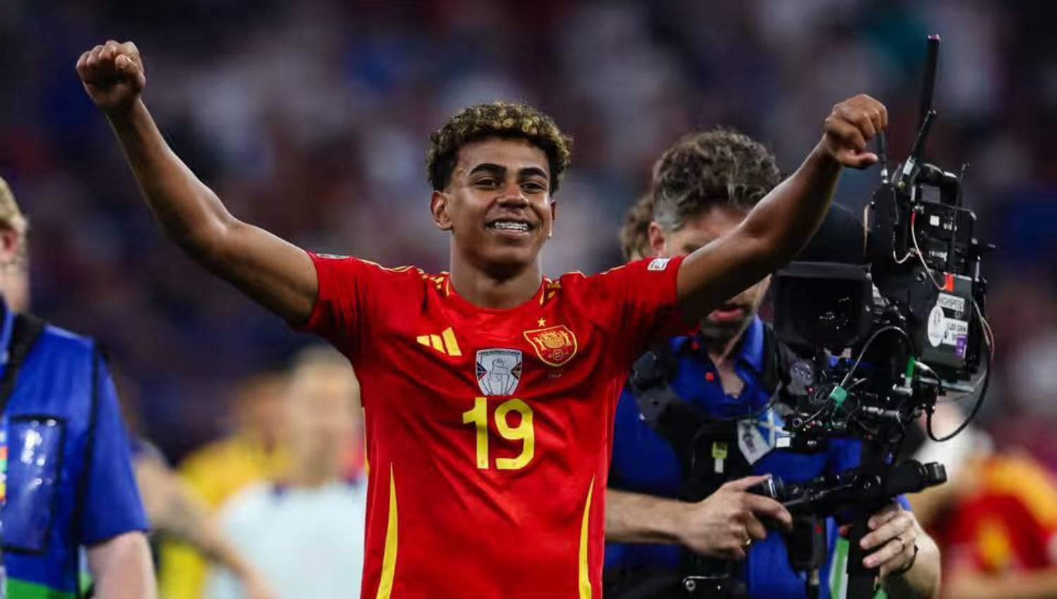 Kacau! Lamine Yamal Rekam Pemain Spanyol yang Telanjang di Ruang Ganti