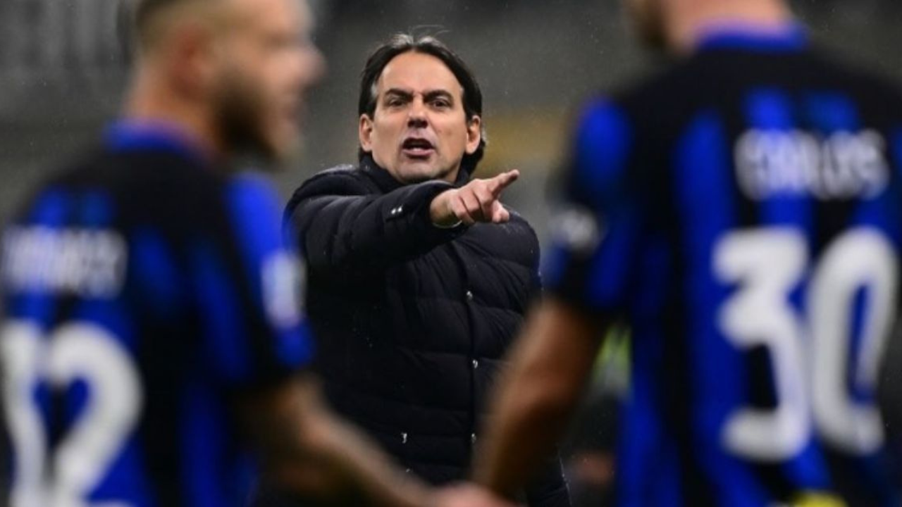 Cara Simone Inzaghi Siasati Lini Belakang Inter Milan Jelang Laga Fiorentina di Liga Italia