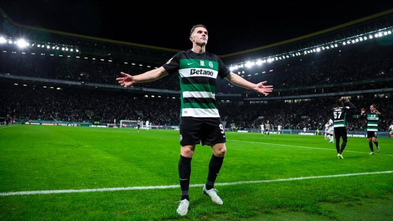Manchester United dalam Bahaya, Viktor Gyokeres Jalin Komunikasi dengan Pep Guardiola