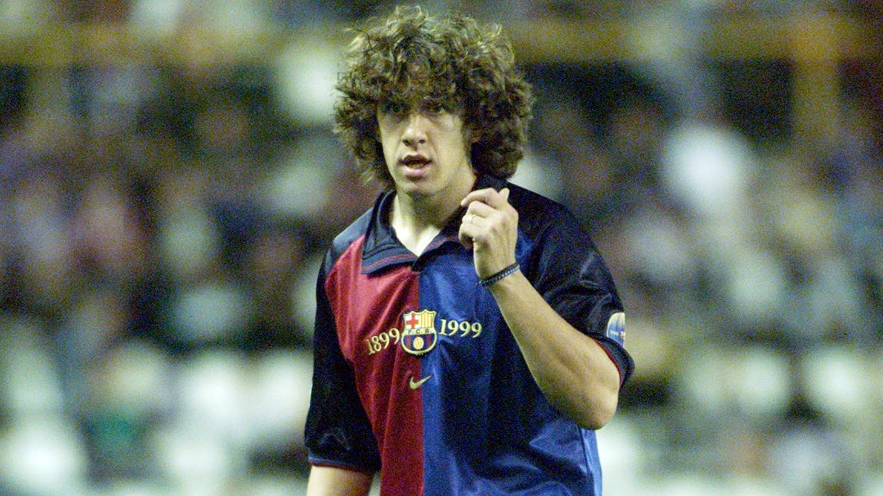 Sejarah Bola Hari Ini, Panggung Debut Kapten Paling Sukses Barcelona Carles Puyol
