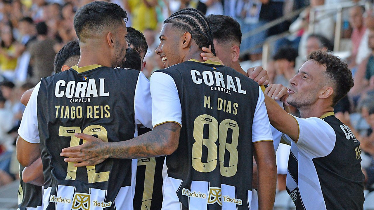 Prediksi Rio Ave vs C.D. Nacional di Liga Portugal 2024/25 - Duel Tim Papan Bawah