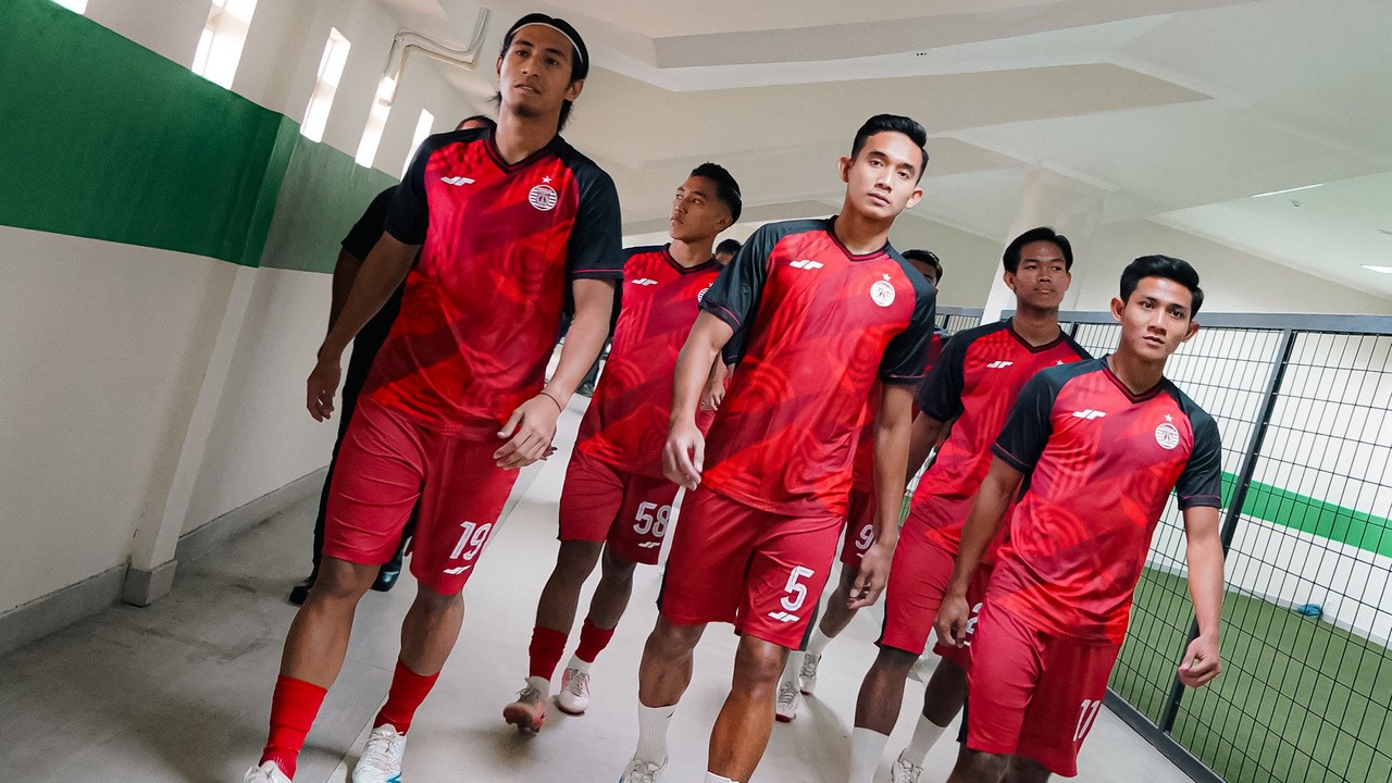 Jadwal Liga 1 2024/25 Pekan Ini: Big Match Persebaya vs Persija dan Persib vs Borneo FC