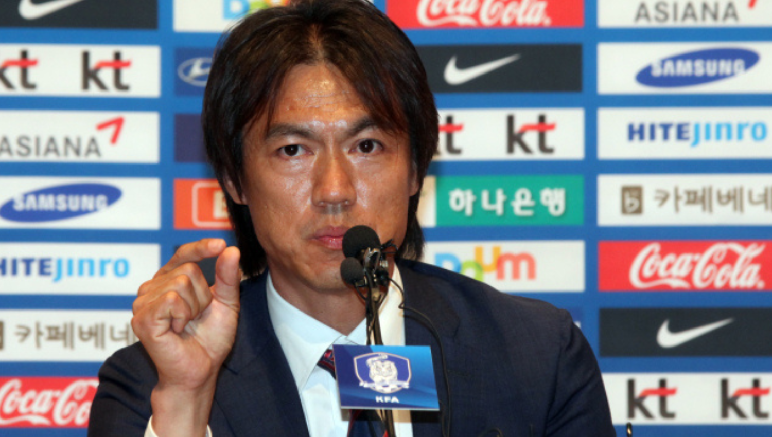 Hong Myung-Bo Resmi Jadi Pelatih Baru Timnas Korea Selatan