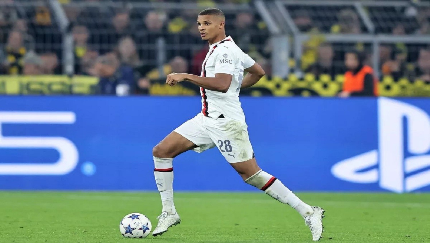 West Ham dan Newcastle United Berebut Tanda Tangan 2 Bek AC Milan