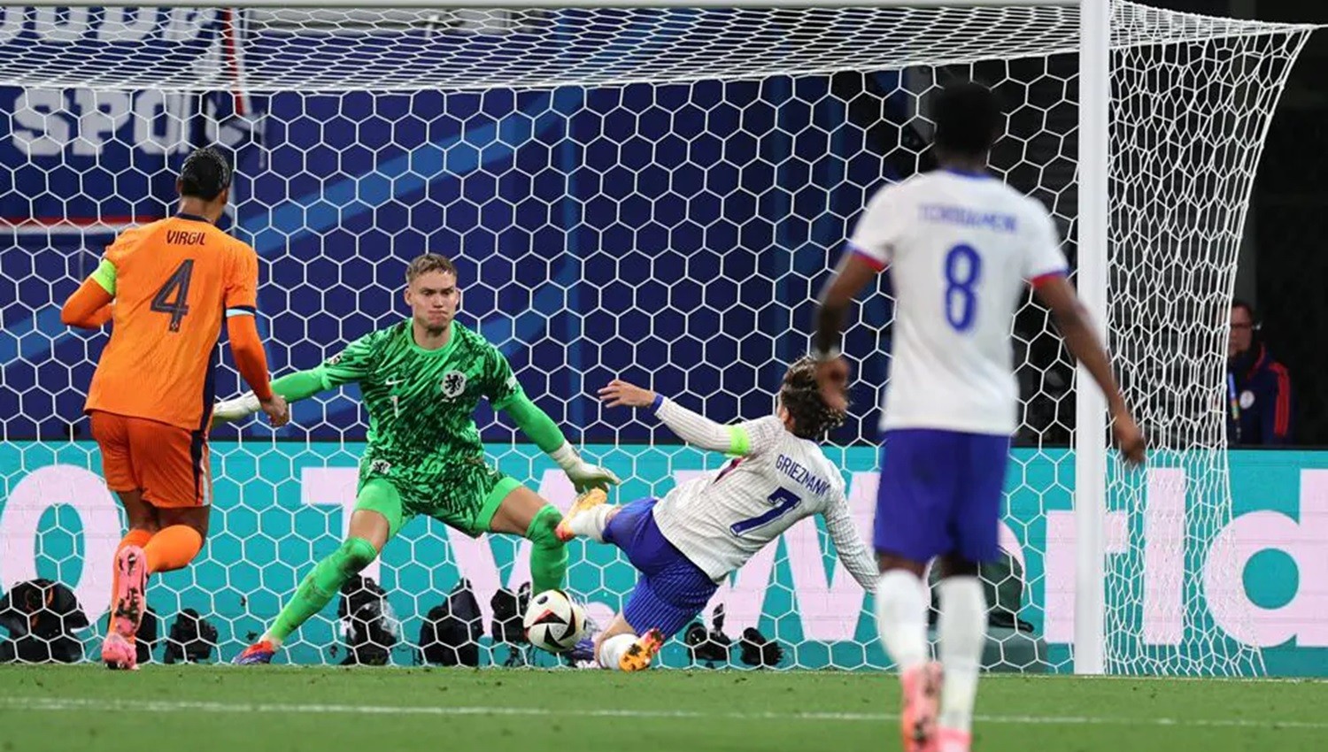 Hasil Belanda vs Prancis di Euro 2024 - Ketat Tanpa Gol, 2 Raksasa Berbagi Poin