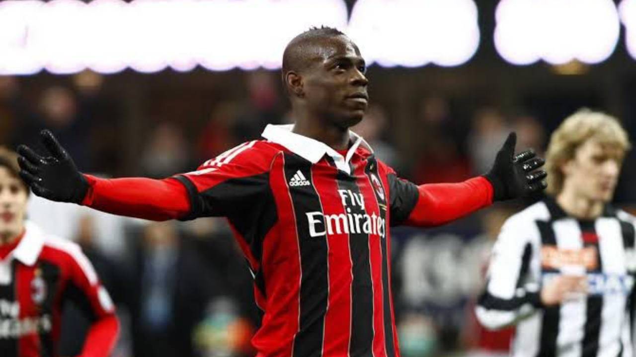 Mario Balotelli Panaskan Prediksi Inter vs AC Milan, Siapa yang Bakal Menang?