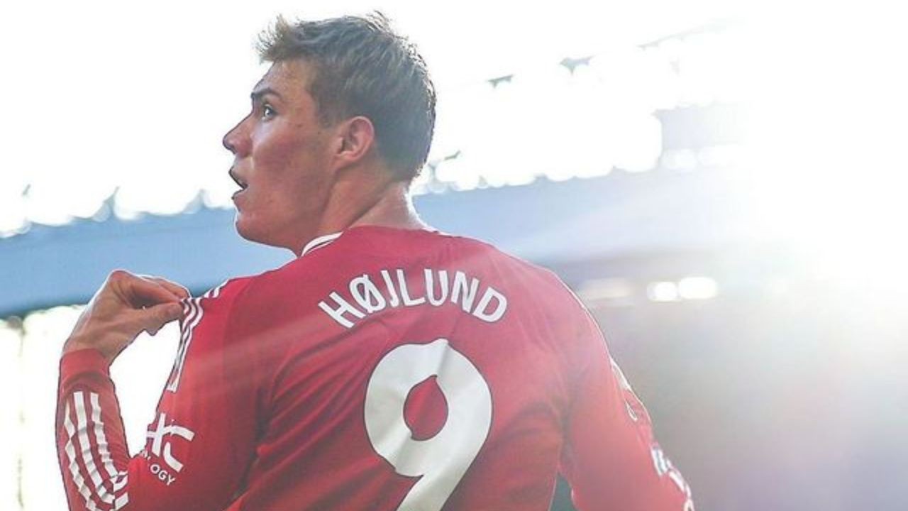 Rasmud Hojlund Seret Gol, Mantan Bintang MU Blak-blakan Ungkap Penyebabnya