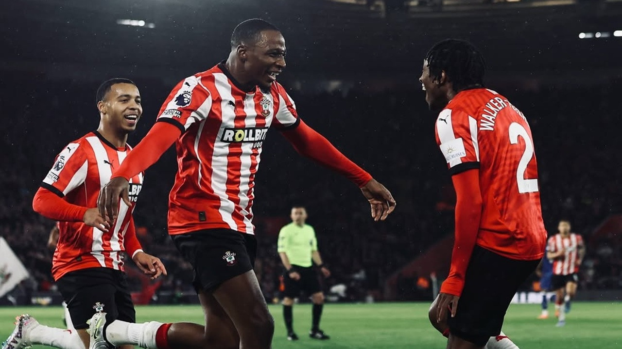 Tempat Menonton Southampton vs Tottenham di Liga Inggris 2024/25 - The Saints Kejutkan Spurs?