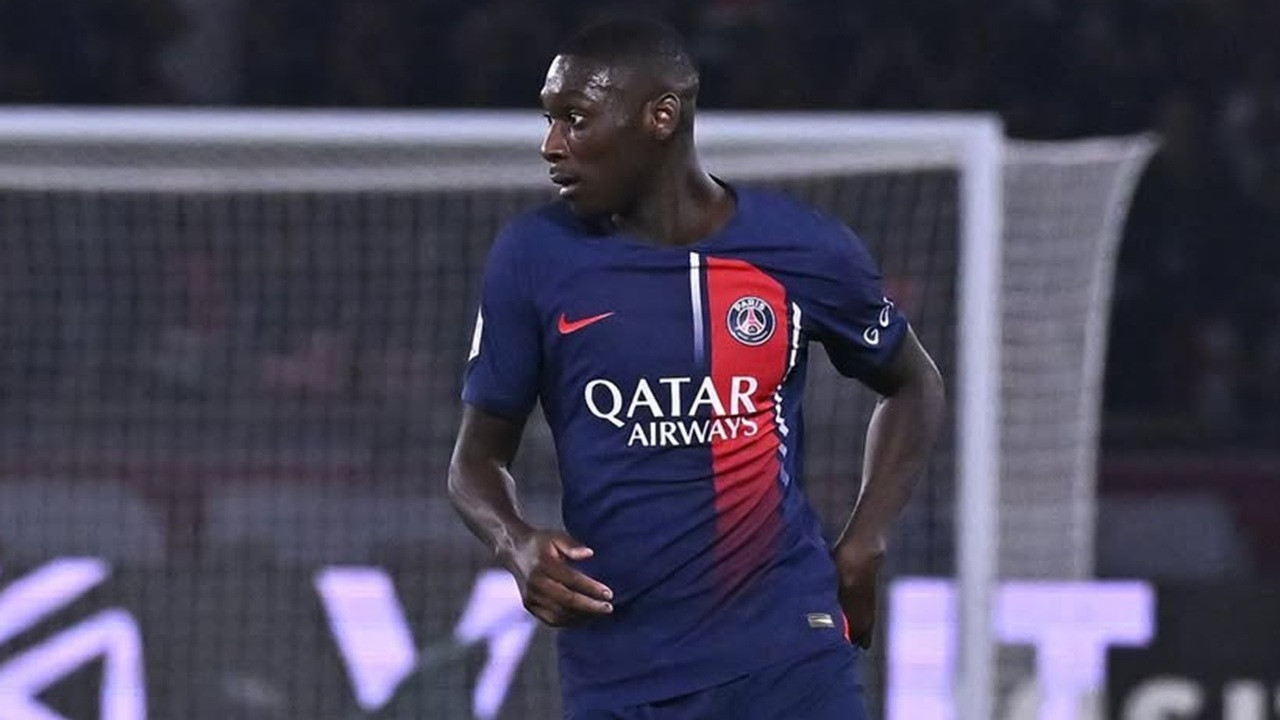 Man Utd dan RB Leipzig Saling Rebutan Randal Kolo Muani, PSG Berani Lepas Berapa?
