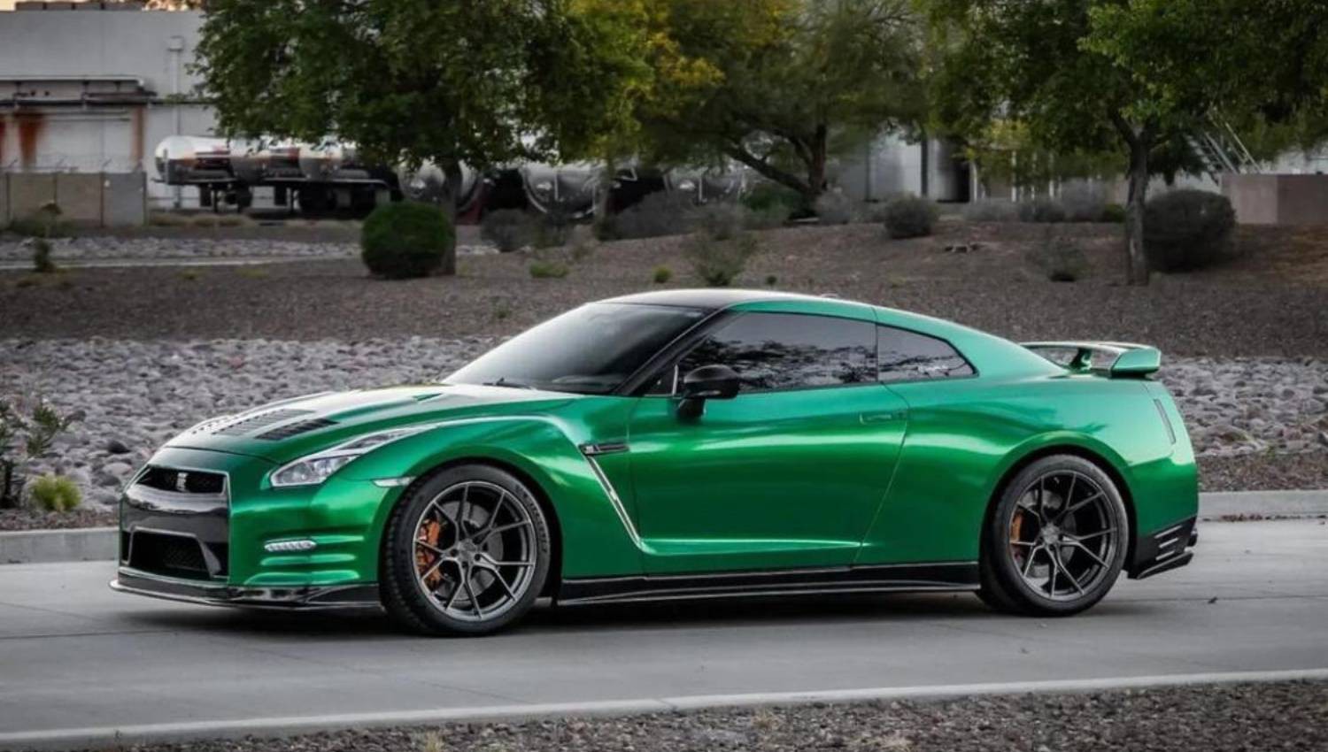 Generasi Terbaru Nissan GT-R Tetap Mempertahankan 'Godzilla'nya