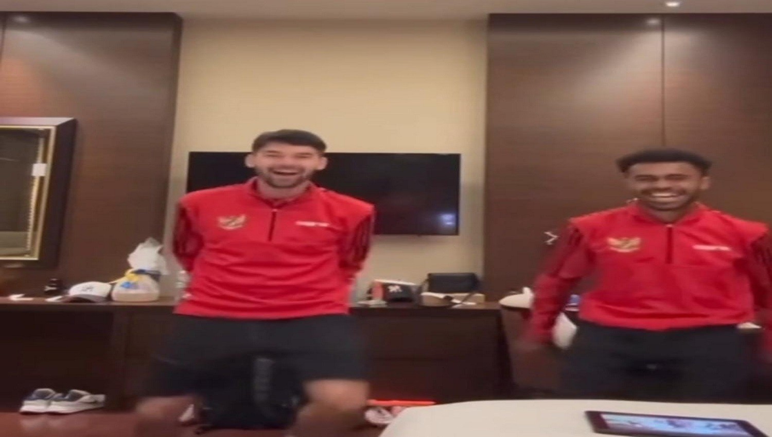 Sandy Walsh Joget Daboy Bareng Yakob Sayuri, Netizen: Belajar Langsung dari Pusatnya!