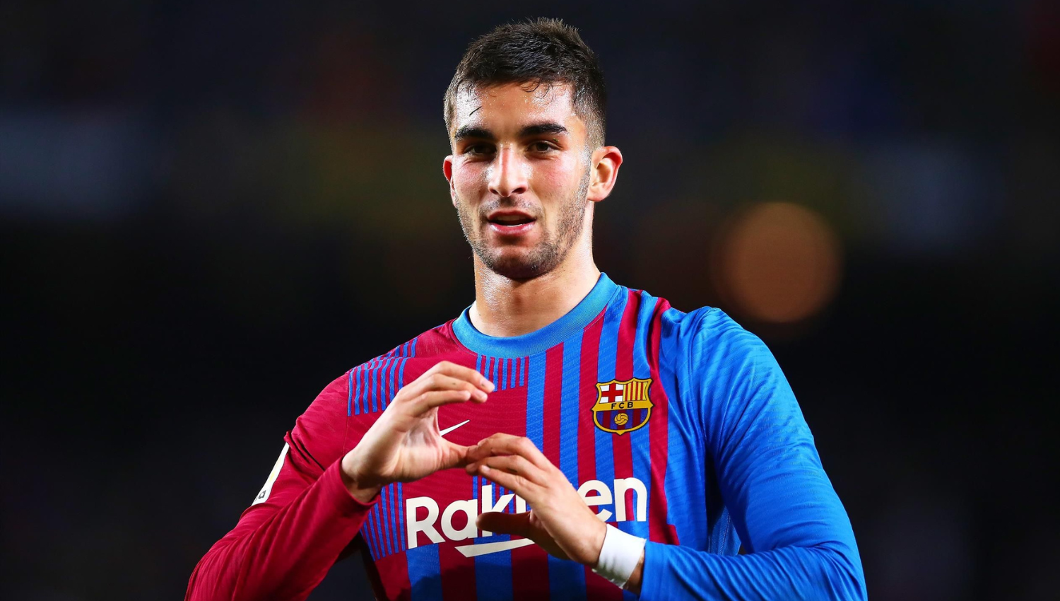 Diincar Manchester City, Ferran Torres Putuskan Bertahan di Barcelona