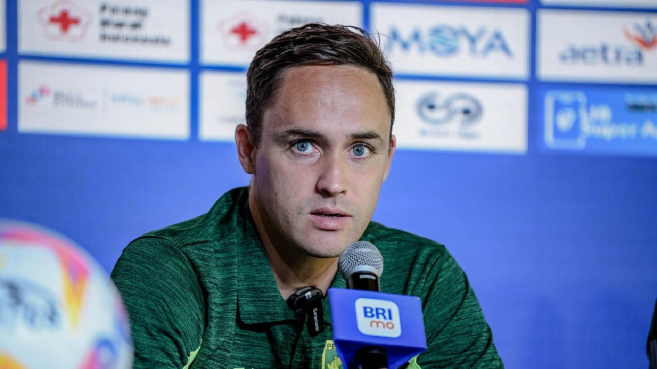 Jelang Persebaya vs Persis, Paul Munster Minta Bajul Ijo Hindari Tindakan yang Tak Perlu