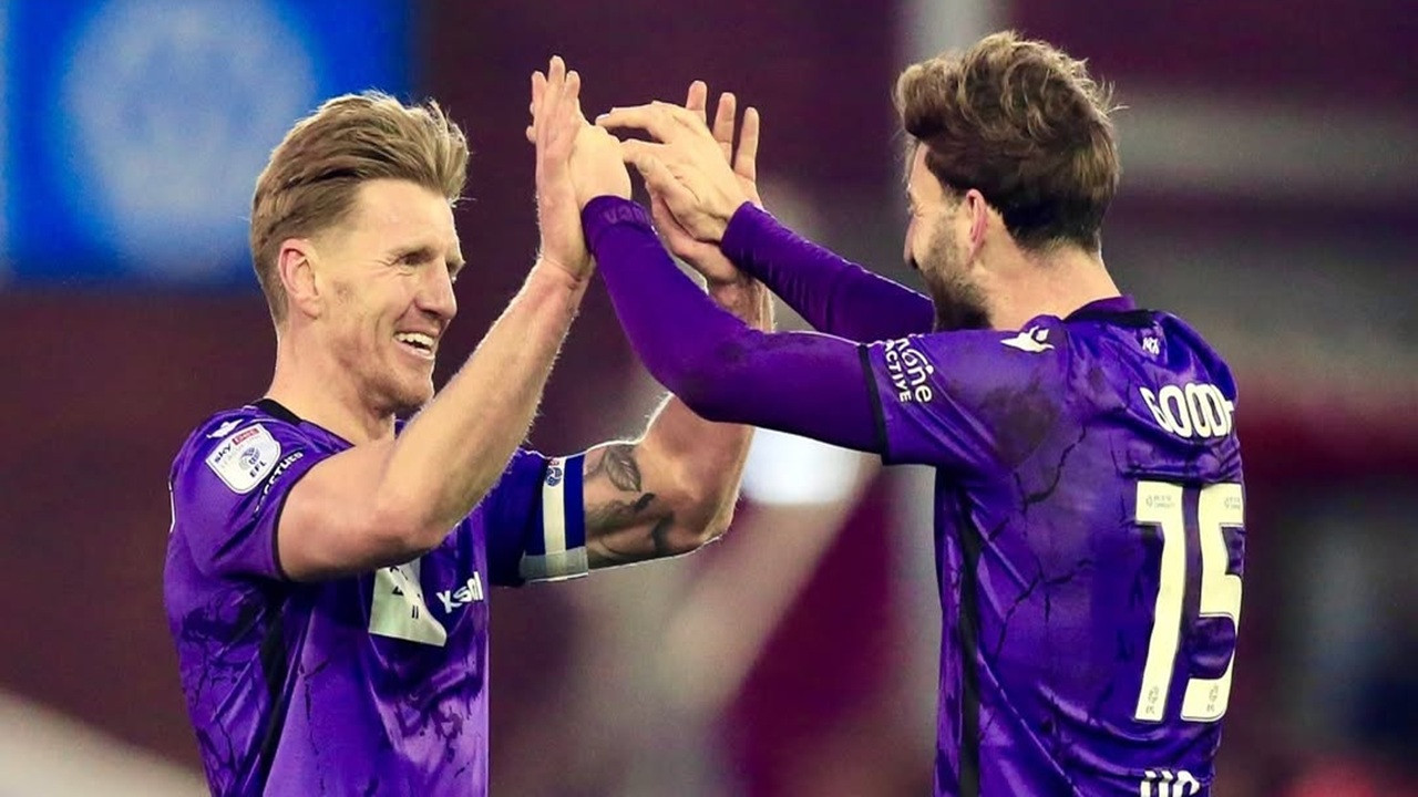 Susunan Pemain Wrexham vs Stevenage di Liga Satu Inggris 2024/25
