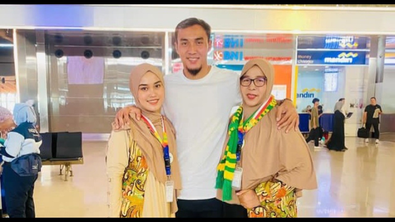 Viral Diapit Dua Wanita, Gunawan Dwi Cahyo Tuai Sorotan Netizen