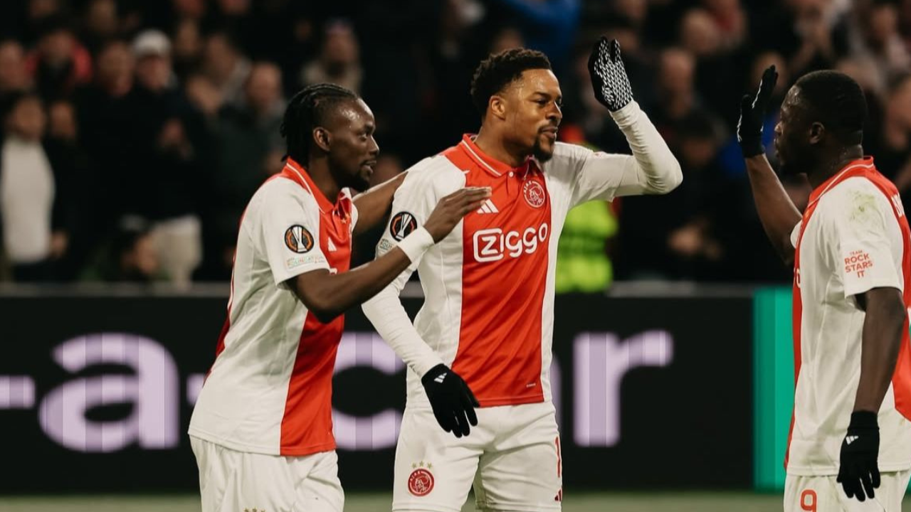 Susunan Pemain Ajax vs Feyenoord di Liga Belanda 2024/25